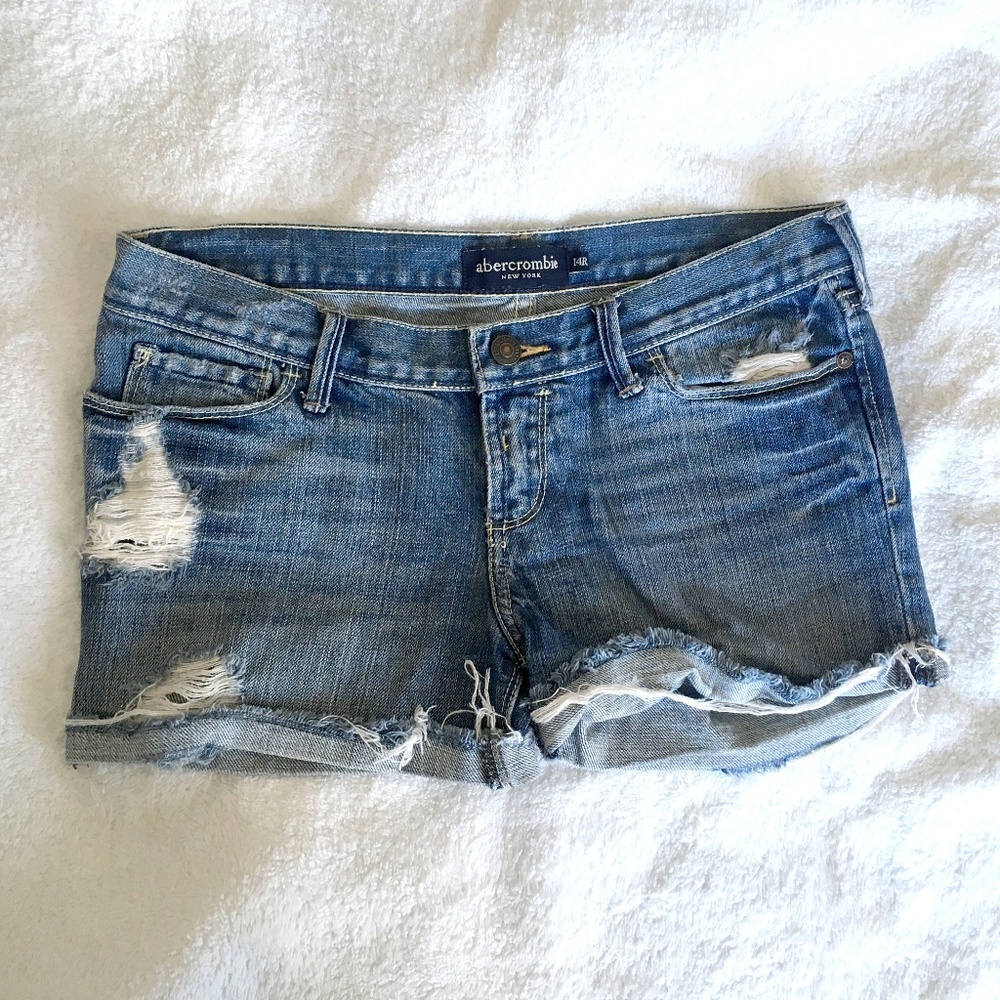 Abercrombie Denim Shorts - Picture 1 of 3